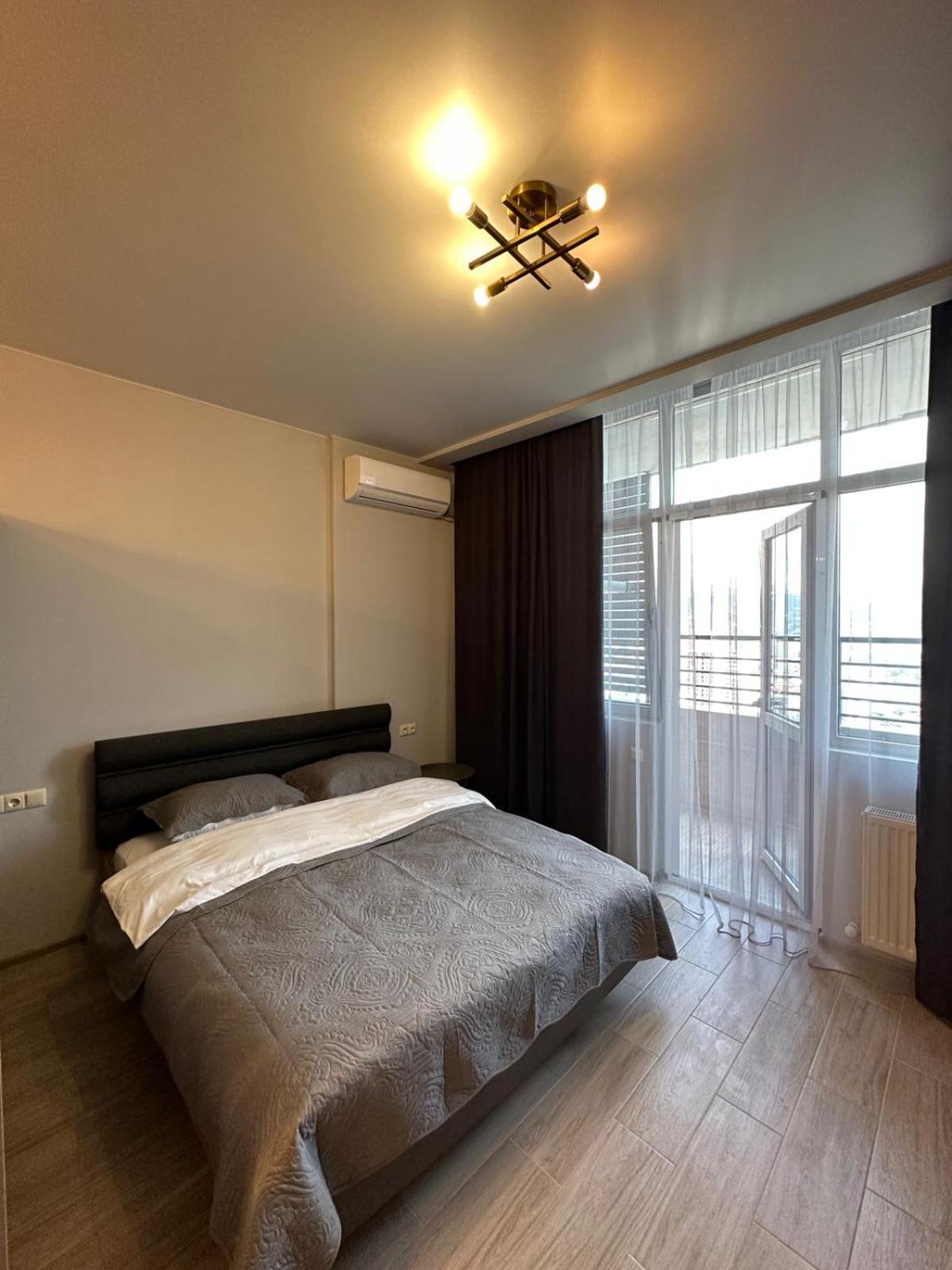 Pirosmani Mini Hotel バトゥーミ エクステリア 写真